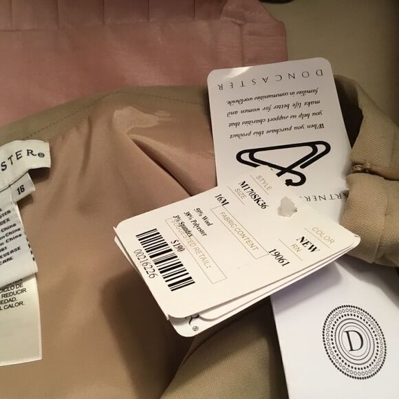 NWT Doncaster brand Beige Skirt Size 16 - Picture 8 of 10